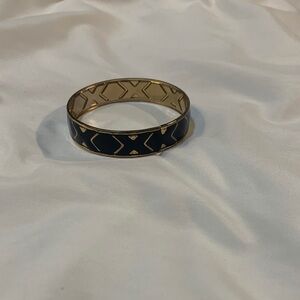 Elegant Black and Gold Bangle